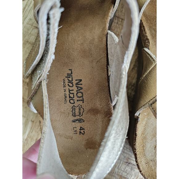 Naot Kayla Size 42 Sandals Rose Gold Metallic Leather Wedge Strappy Slingback - Picture 6 of 9